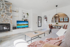 La Campana apartment with pool by Costarentals - Ref 60 Fuengirola